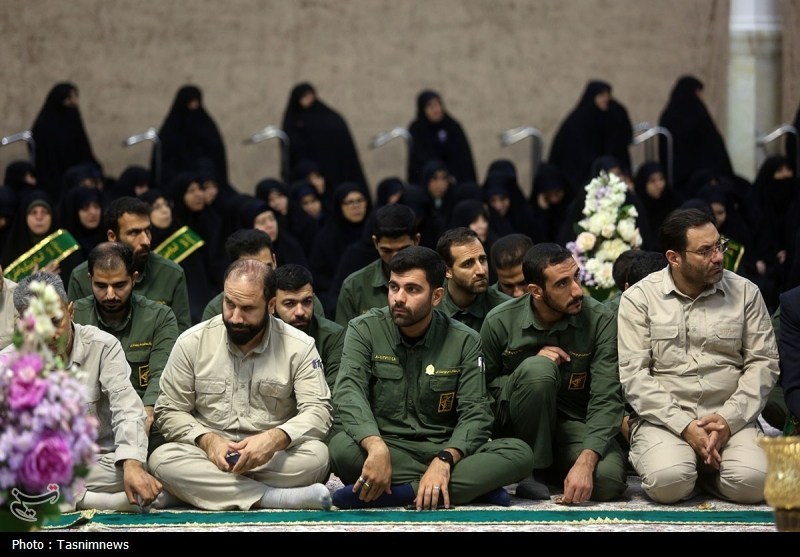 مراسم خطبه‌خوانی خادمان در آستانه سالروز ورود حضرت معصومه(س) به قم+ تصویر