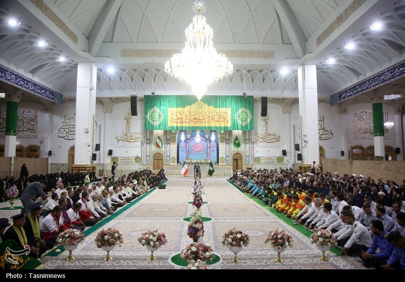 مراسم خطبه‌خوانی خادمان در آستانه سالروز ورود حضرت معصومه(س) به قم+ تصویر