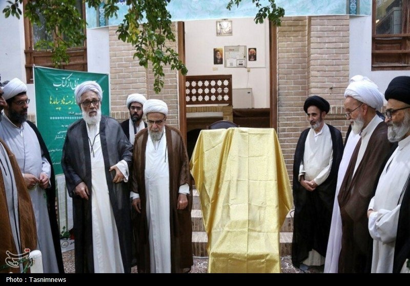 مراسم رونمایی از کتاب «کشف اسرار؛ زمینه‌ها و پیامدها»+ تصویر