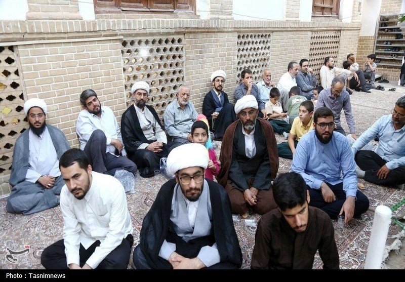 مراسم رونمایی از کتاب «کشف اسرار؛ زمینه‌ها و پیامدها»+ تصویر