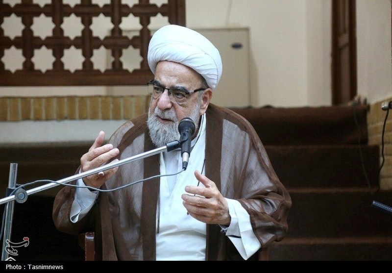 مراسم رونمایی از کتاب «کشف اسرار؛ زمینه‌ها و پیامدها»+ تصویر