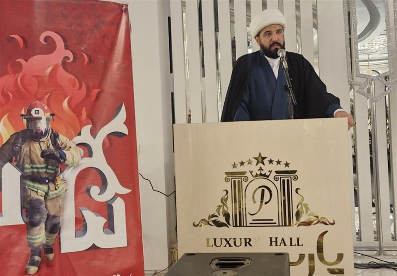 مسئولان باید از ایثار آتش‌نشانان الگو بگیرند