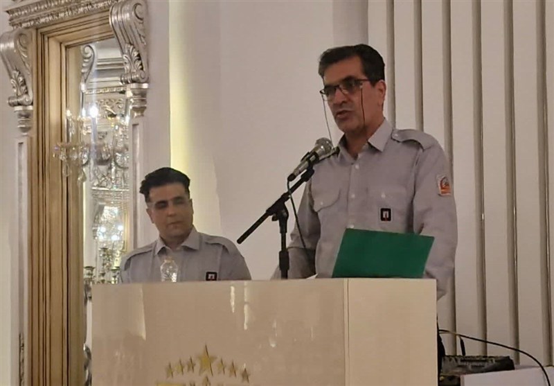 مسئولان باید از ایثار آتش‌نشانان الگو بگیرند