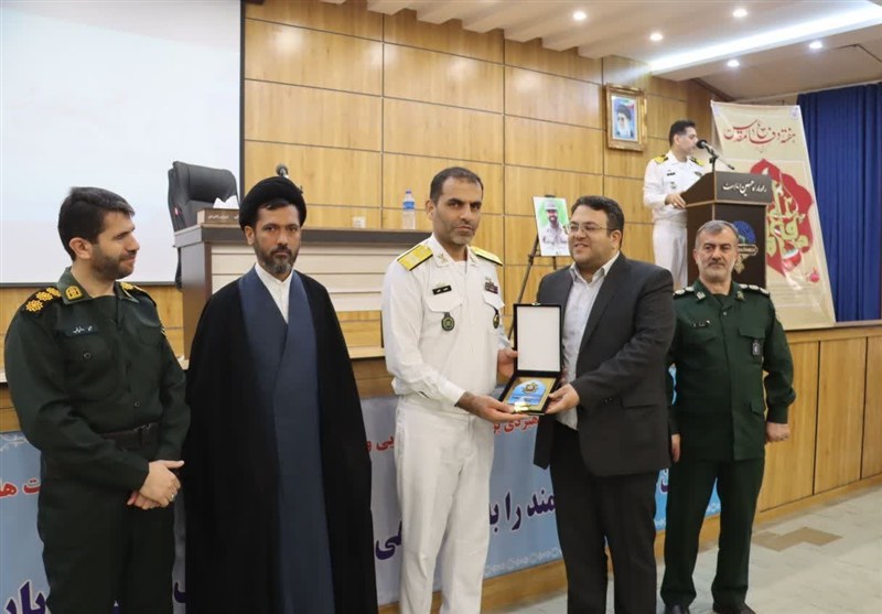 معاون وزیر دفاع: ساخت پهپاد و موشک‌ها ثمره تکیه بر توان داخلی است