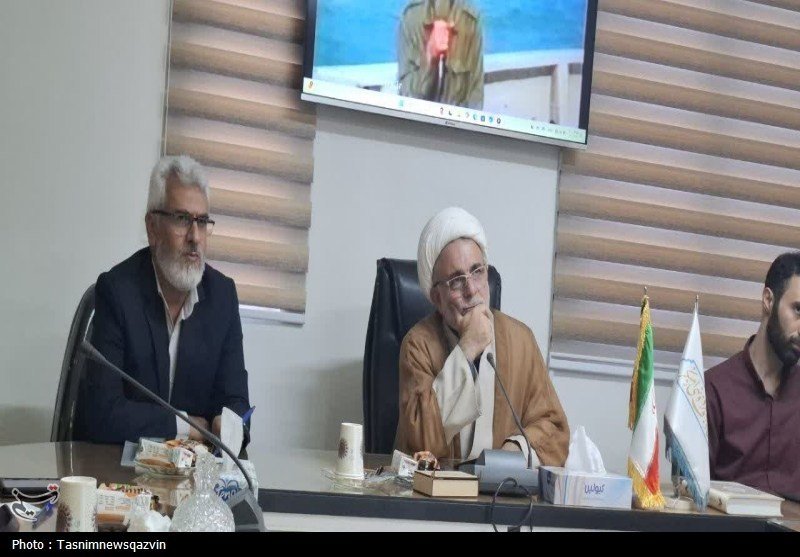 مهم‌ترین معروف انجام کار مردم است