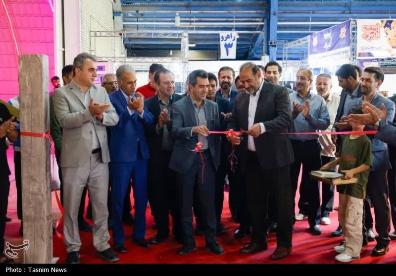 نمایشگاه پاییزه و لوازم‌التحریر در چهارمحال و بختیاری آغاز به‌کار کرد