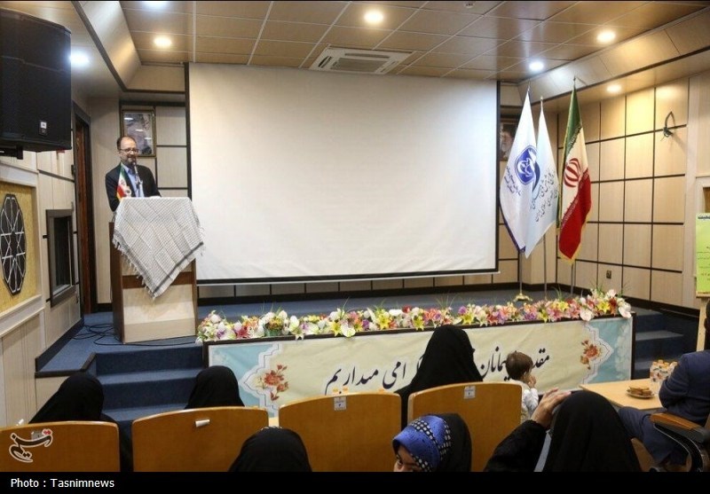 همایش «رسانه، گفتمان جمعیت و آینده روشن» در قم برگزار شد/ ارسال 300 اثر+ تصویر