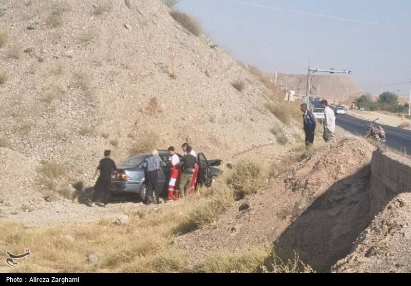 واژگونی سمند در دانسفهان با یک فوتی+تصویر