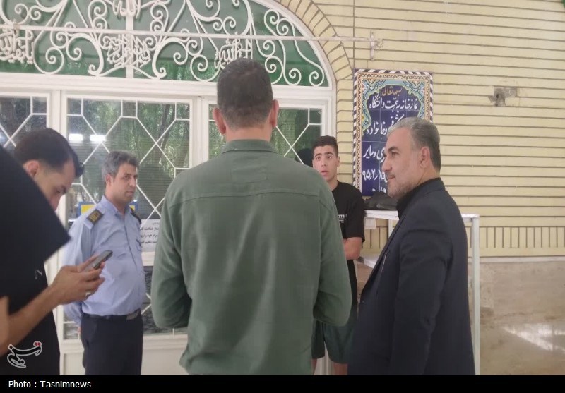واژگونی مینی‌بوس تیم والیبال نوجوانان چهارمحال و بختیاری + تصاویر