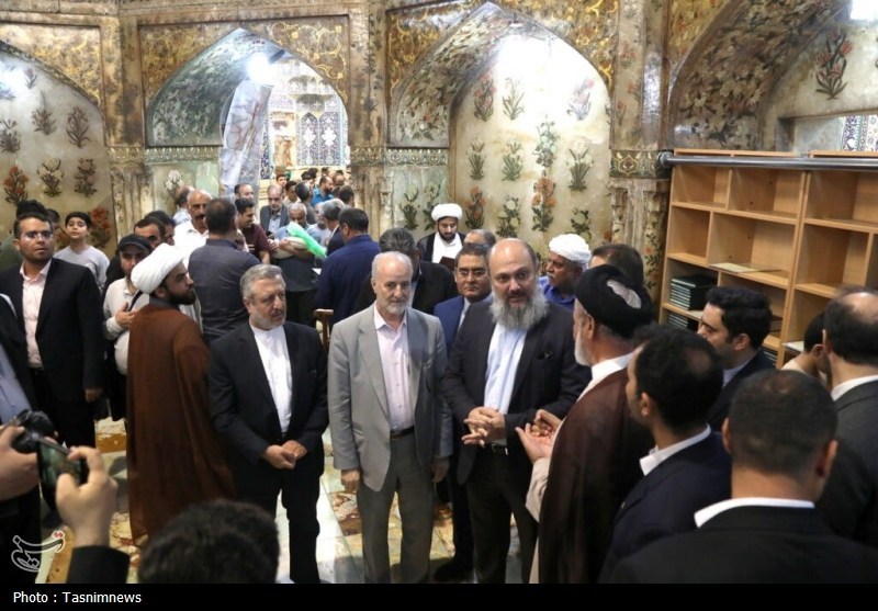 وزیر تجارت پاکستان حرم حضرت معصومه(س) را زیارت کرد + تصاویر