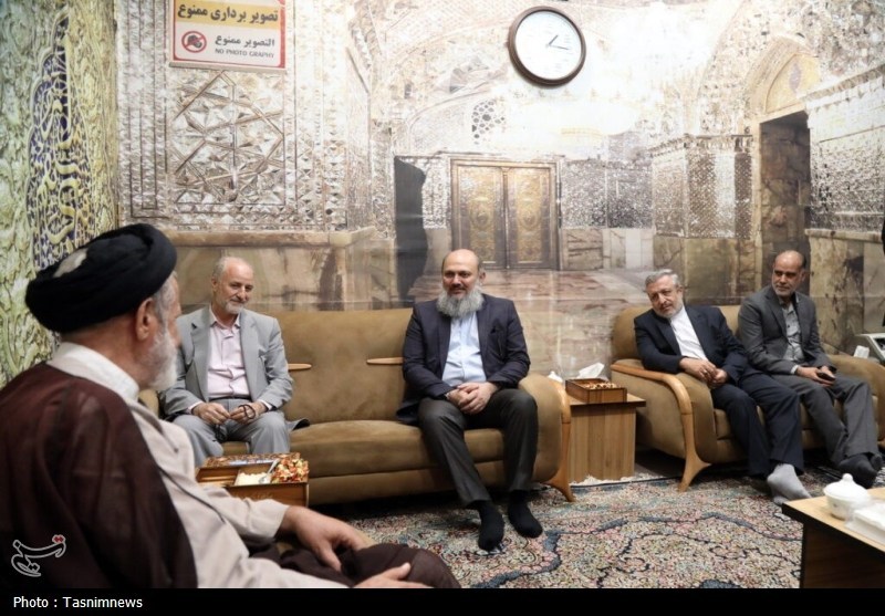وزیر تجارت پاکستان حرم حضرت معصومه(س) را زیارت کرد + تصاویر