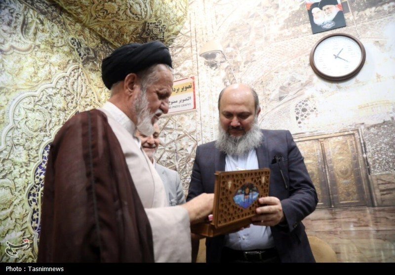 وزیر تجارت پاکستان حرم حضرت معصومه(س) را زیارت کرد + تصاویر