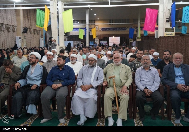 پیامبر اکرم (ص) الگوی بی‌نظیری برای وحدت امت اسلامی است