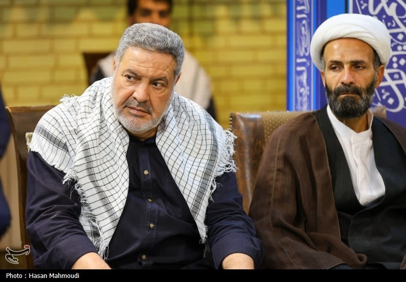 پیشرفت انقلاب ثمره تلاش جوانان است
