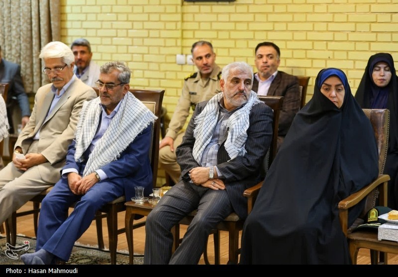 پیشرفت انقلاب ثمره تلاش جوانان است