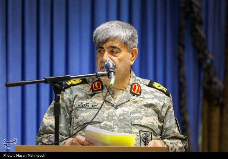 پیشرفت انقلاب ثمره تلاش جوانان است