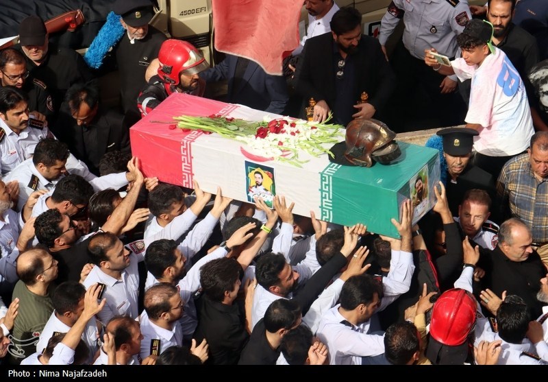 پیکر آتش‌نشان فداکار مشهدی تشییع شد