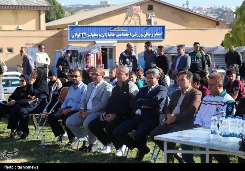 درختکاری در سنندج/"یک قهرمان یک نهال"+تصویر