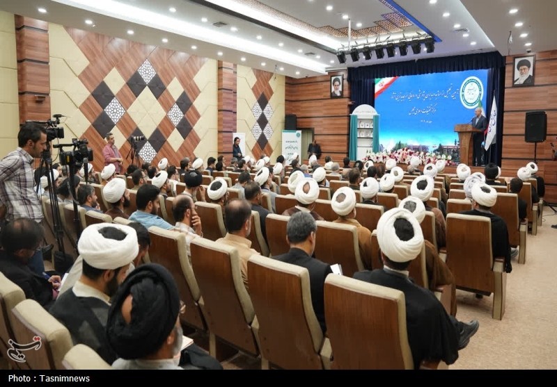 رونمایی از هفت اثر مرکز تحقیقات اسلامی مجلس با حضور قالیباف