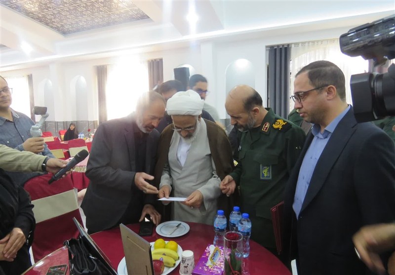 اخبار استان کرمانشاه , شهدای جنگ 12 روزه , خانواده شهدا , 