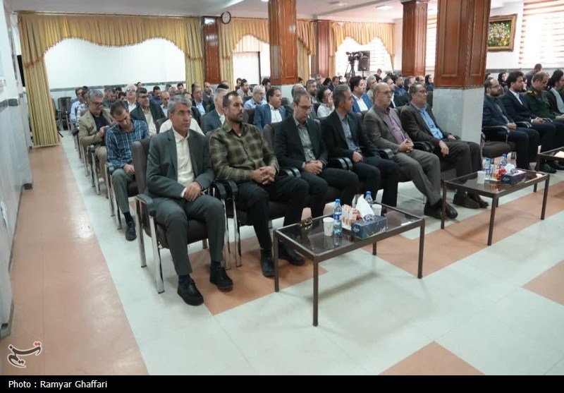 ملت ایران محکم در مقابل دشمنان ایستاده‌اند/تسلیم‌ فشار نمی‌شویم