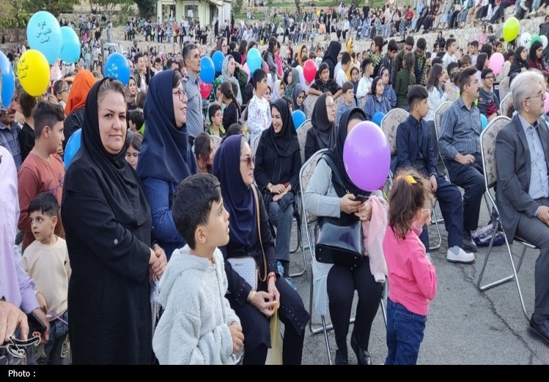 هفته ملی کودک در کردستان با جشن کودکان؛ حال خوش زندگی +تصاویر