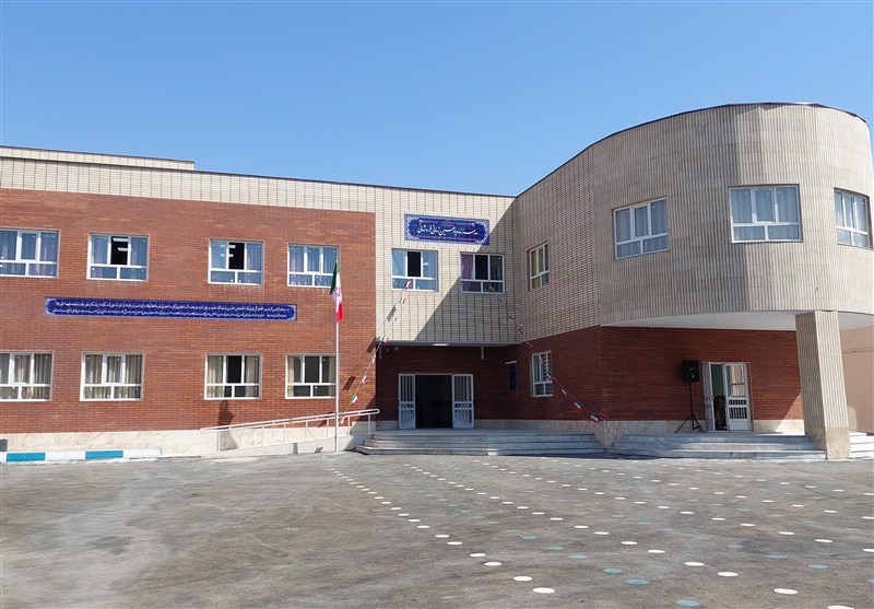 گامی دیگر در توسعه عدالت آموزشی البرز / یک مدرسه خیرساز افتتاح شد