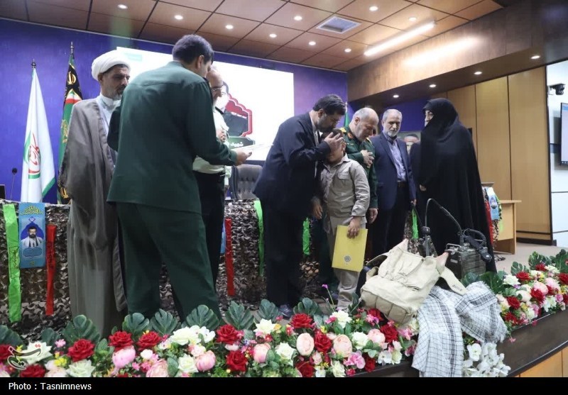 یادواره شهدای جنگ تحمیلی 12 روزه در قم برگزار شد+ تصاویر