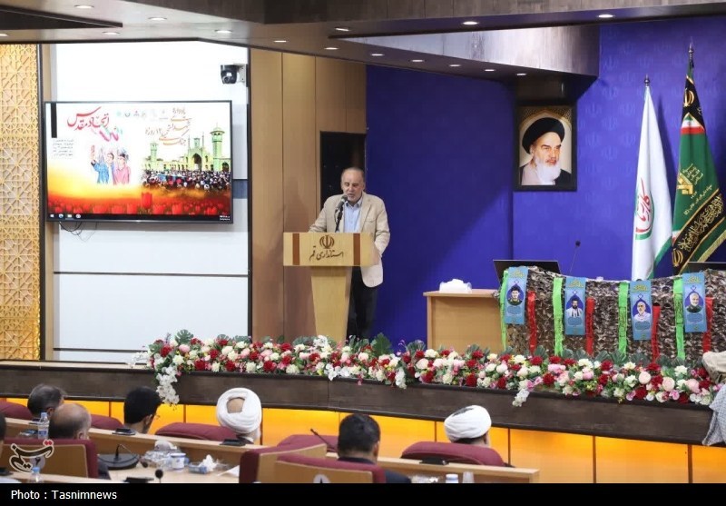 یادواره شهدای جنگ تحمیلی 12 روزه در قم برگزار شد+ تصاویر
